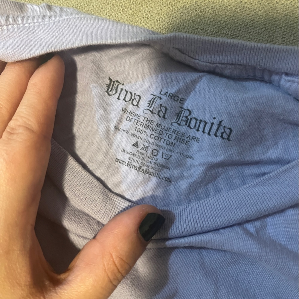 Viva La Bonita Lavender TShirt L